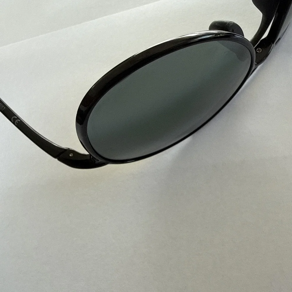 Maui Jim Alelele Bridge MJ 438 02 Black Frame + Grey Polarized Sunglasses